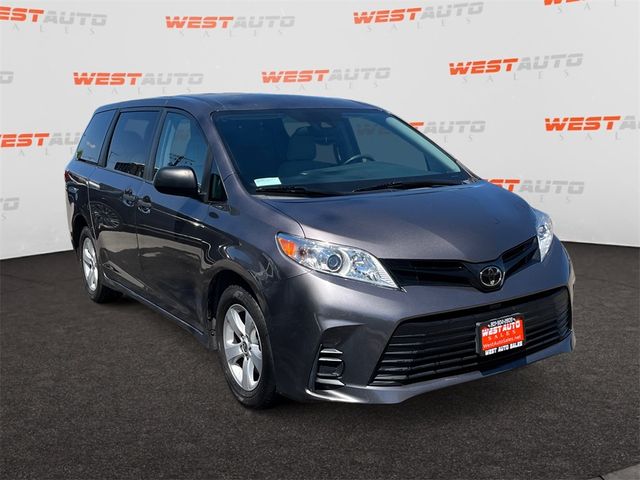 2020 Toyota Sienna L