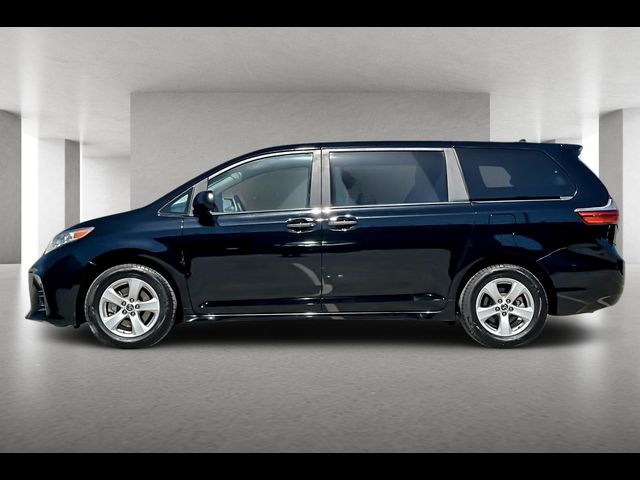 2020 Toyota Sienna L