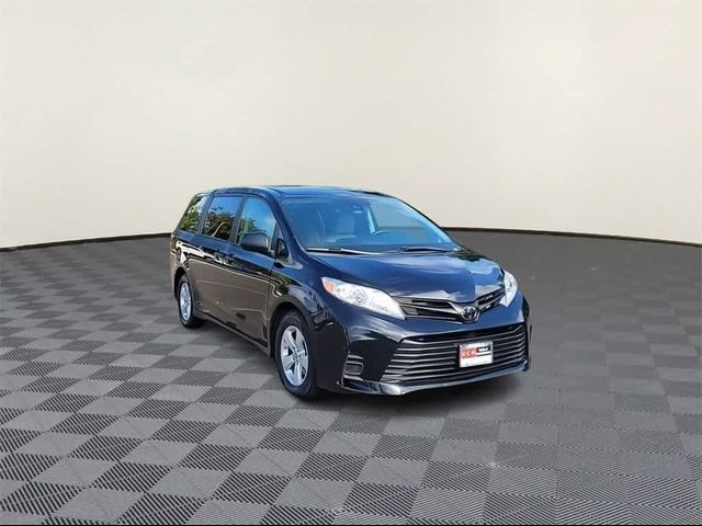 2020 Toyota Sienna L