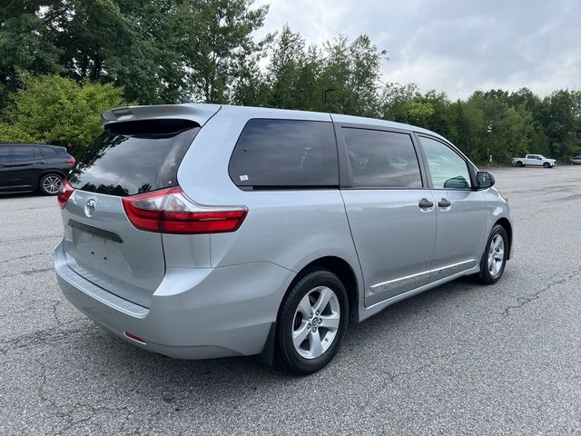 2020 Toyota Sienna L