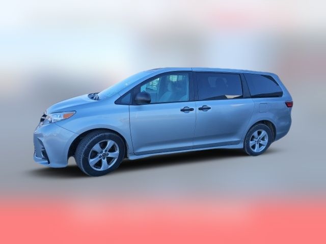 2020 Toyota Sienna L