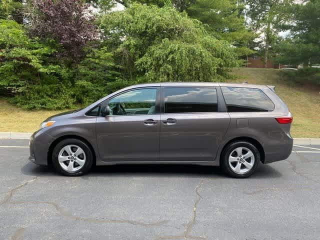 2020 Toyota Sienna L