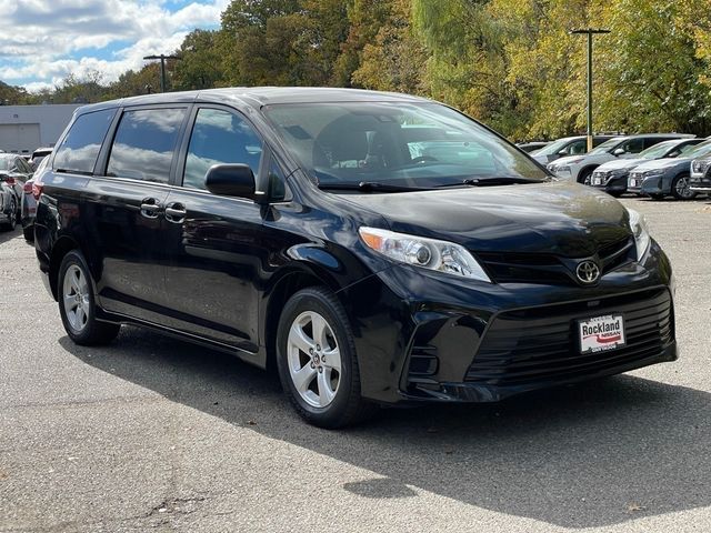 2020 Toyota Sienna L