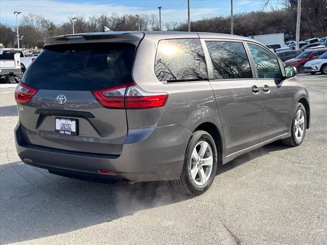 2020 Toyota Sienna L