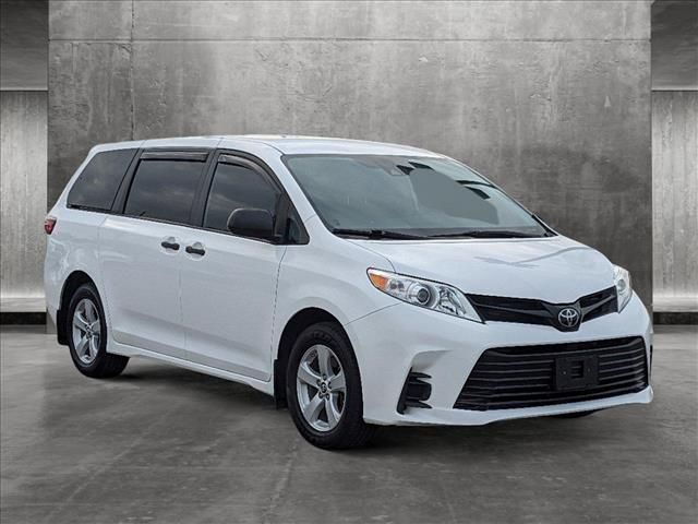 2020 Toyota Sienna L