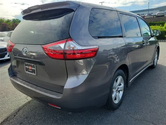 2020 Toyota Sienna L