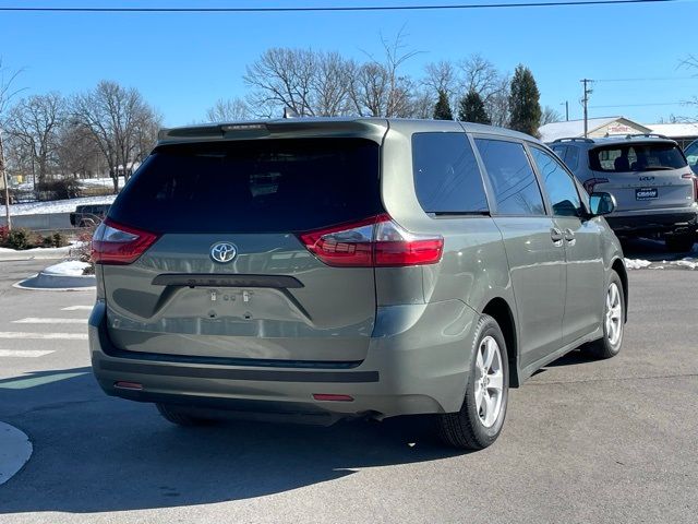 2020 Toyota Sienna L