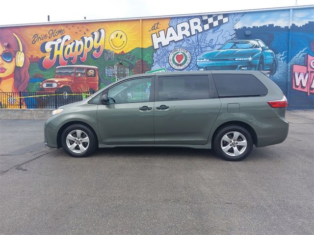 2020 Toyota Sienna L