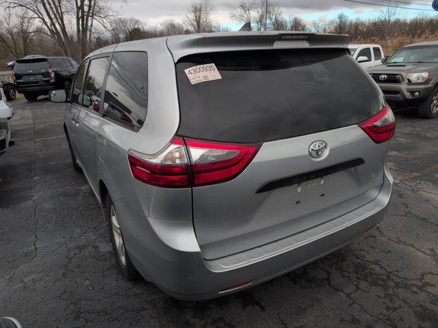 2020 Toyota Sienna L