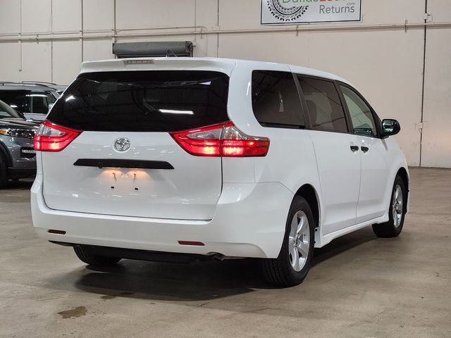 2020 Toyota Sienna L