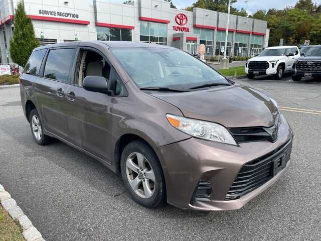 2020 Toyota Sienna L