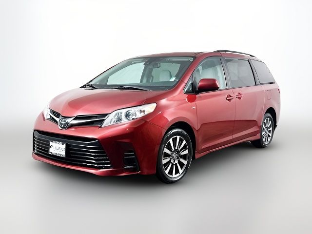 2020 Toyota Sienna LE