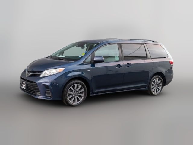 2020 Toyota Sienna LE