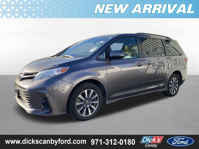 2020 Toyota Sienna LE