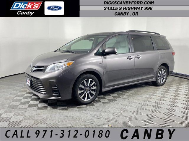 2020 Toyota Sienna LE