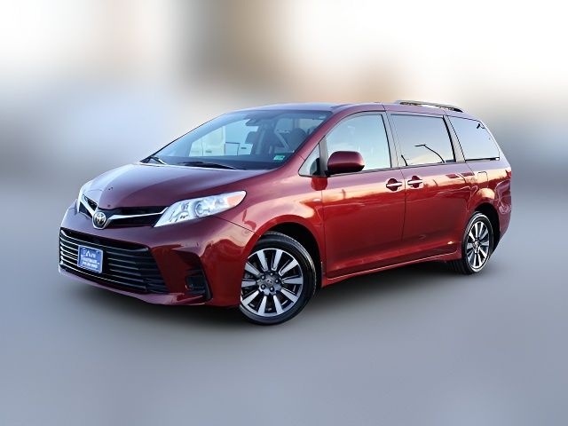 2020 Toyota Sienna LE