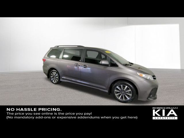 2020 Toyota Sienna LE