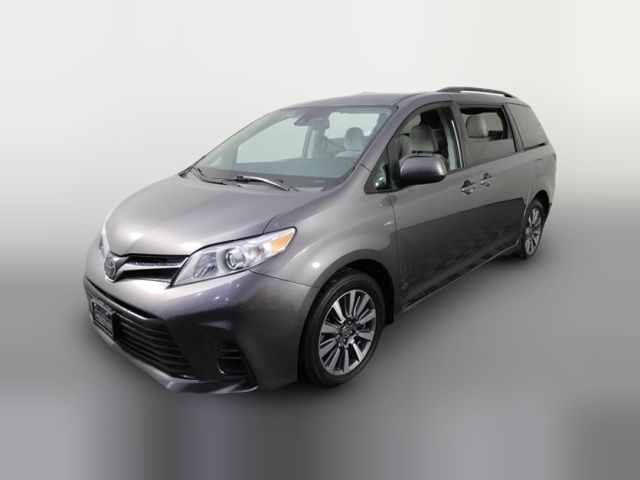 2020 Toyota Sienna LE