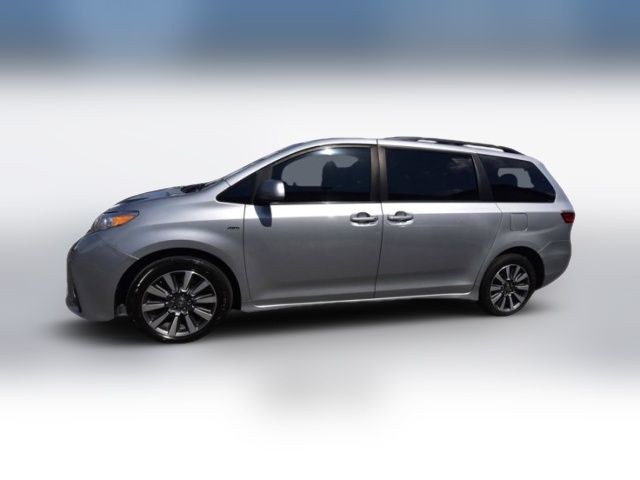 2020 Toyota Sienna LE