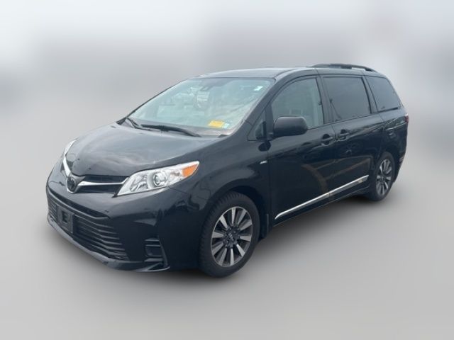 2020 Toyota Sienna LE