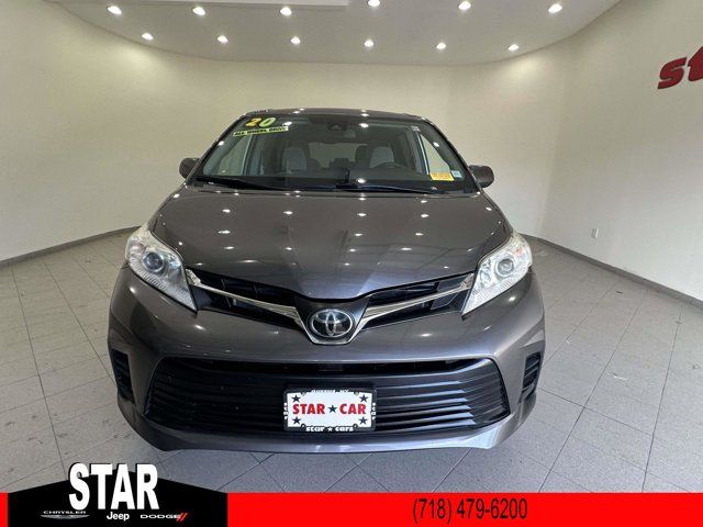 2020 Toyota Sienna LE