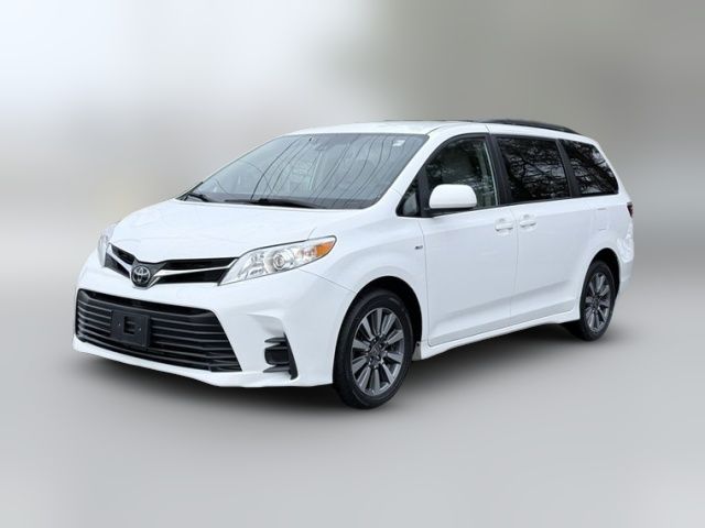 2020 Toyota Sienna LE