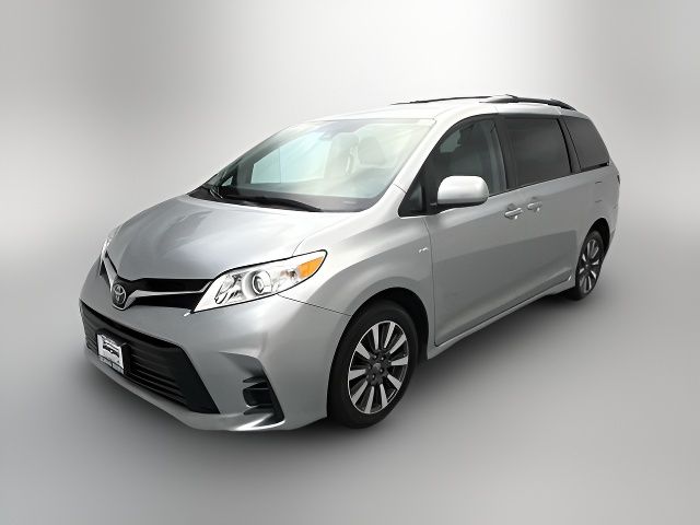 2020 Toyota Sienna LE