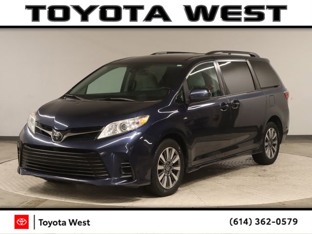 2020 Toyota Sienna LE