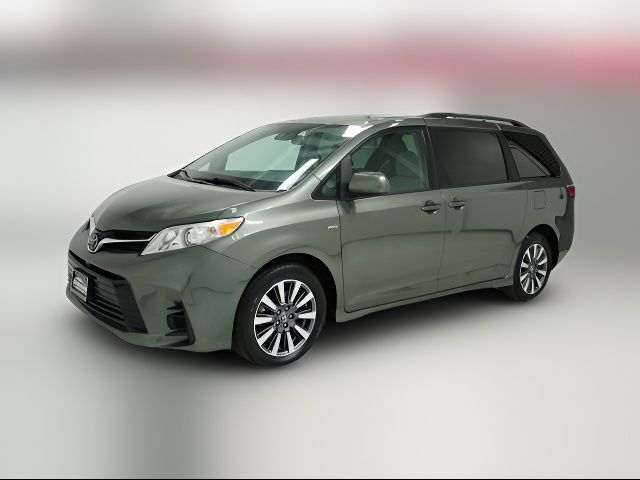 2020 Toyota Sienna LE