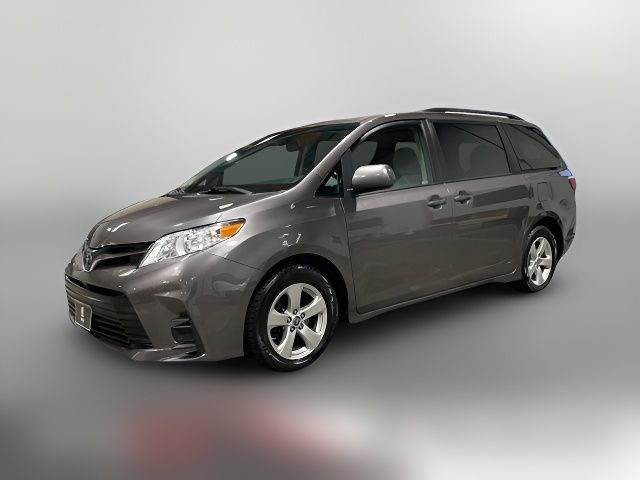 2020 Toyota Sienna LE