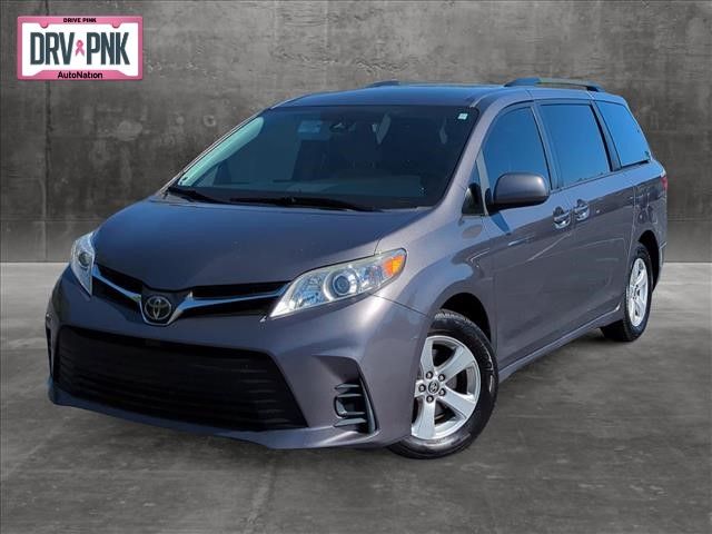 2020 Toyota Sienna LE