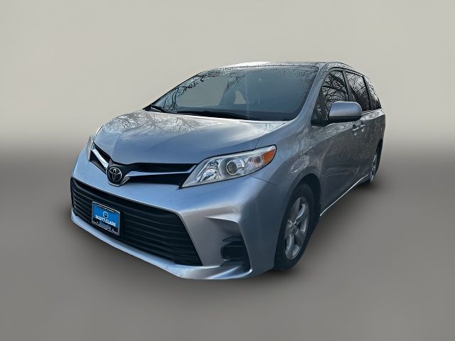 2020 Toyota Sienna LE