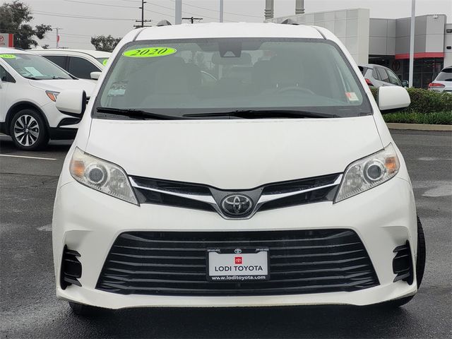 2020 Toyota Sienna LE