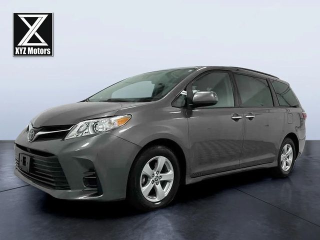 2020 Toyota Sienna LE