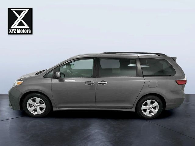 2020 Toyota Sienna LE