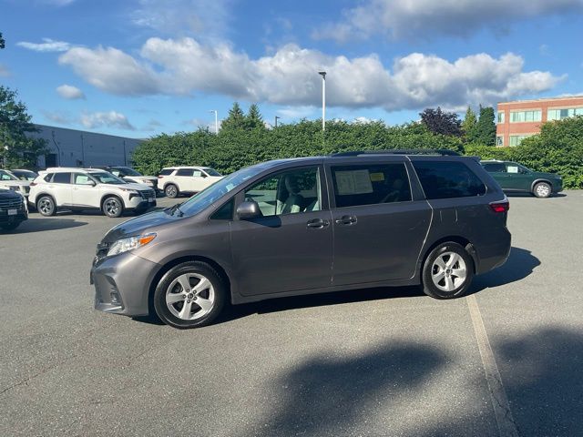 2020 Toyota Sienna LE Mobility