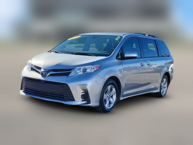 2020 Toyota Sienna LE