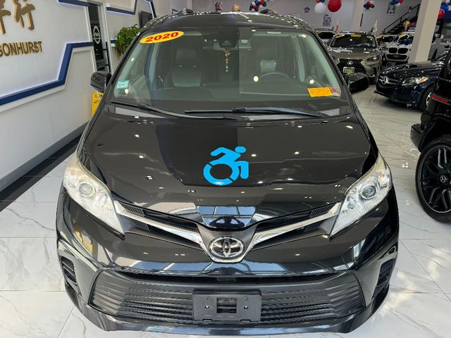 2020 Toyota Sienna LE