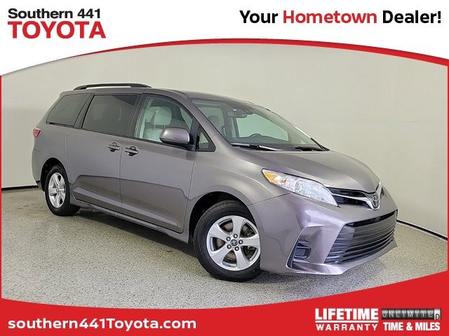 2020 Toyota Sienna LE