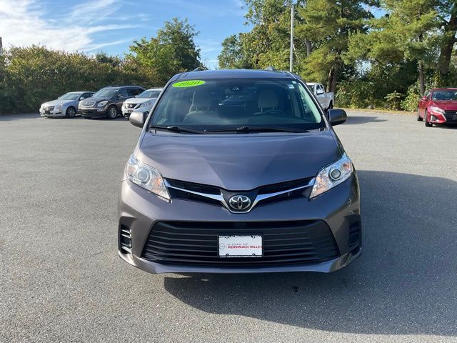 2020 Toyota Sienna LE