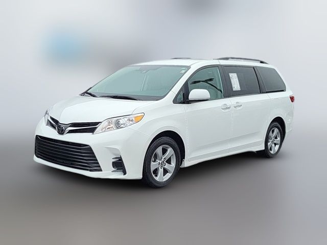 2020 Toyota Sienna LE