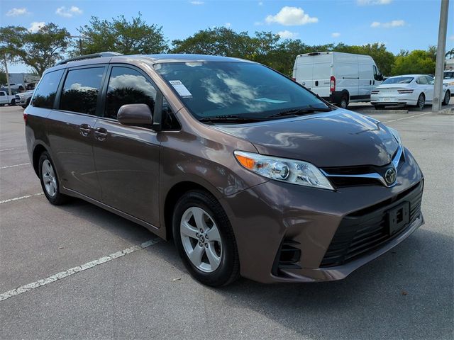 2020 Toyota Sienna 