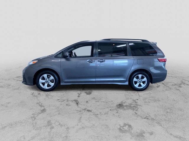 2020 Toyota Sienna 