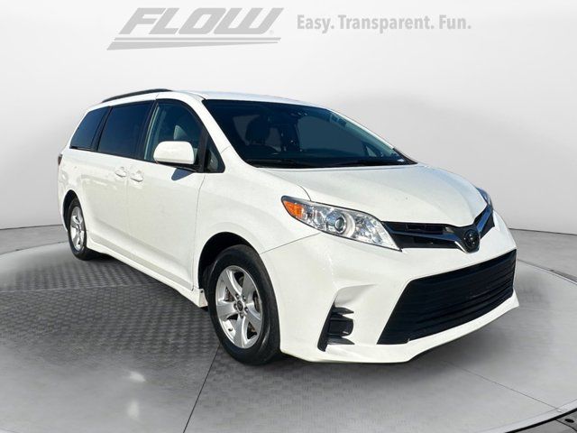 2020 Toyota Sienna LE