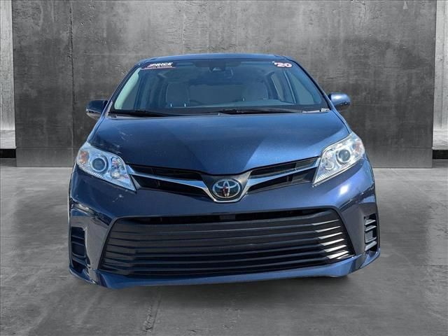 2020 Toyota Sienna LE