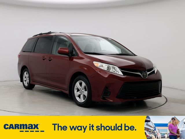 2020 Toyota Sienna LE