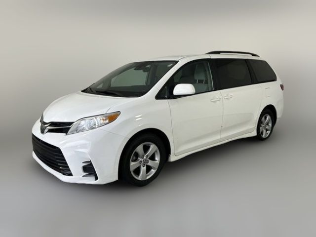 2020 Toyota Sienna LE