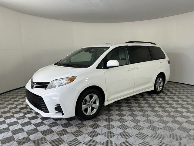 2020 Toyota Sienna LE