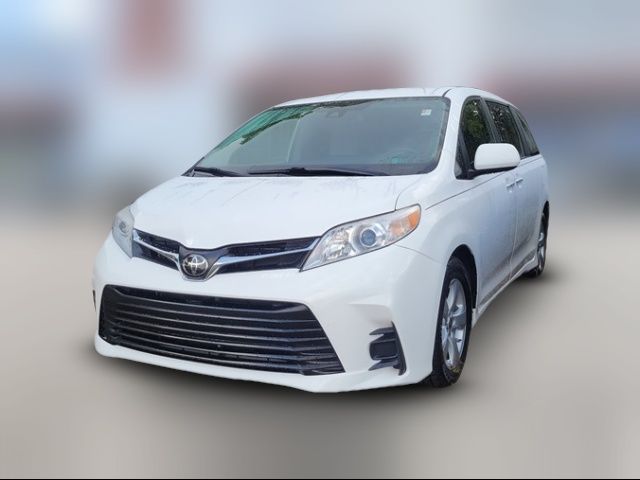 2020 Toyota Sienna LE