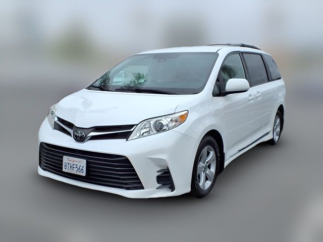 2020 Toyota Sienna LE